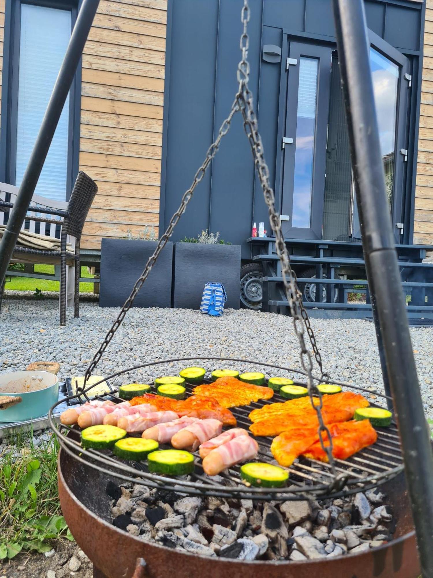 Tinyhouse -Reset Im Vilstal -Zurueck Zum Ursprung Διαμέρισμα Aldersbach Εξωτερικό φωτογραφία